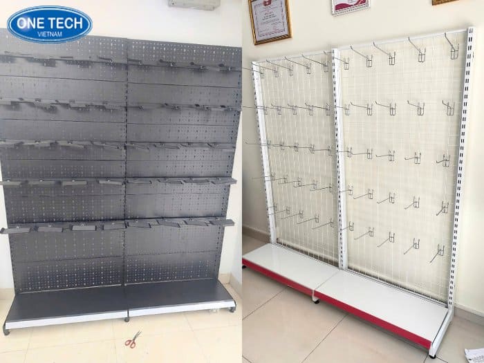 Kệ móc treo hàng hóa trong shop mẹ và bé thông minh