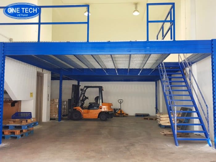 Kệ sàn Mezzanine tạo nên các sàn lửng thông minh
