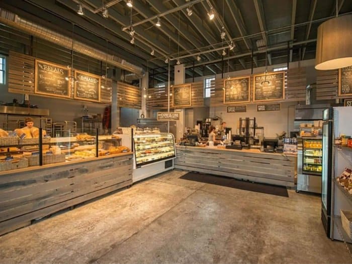 Phong cách Vintage cho cửa hàng bánh ngọt nhỏ