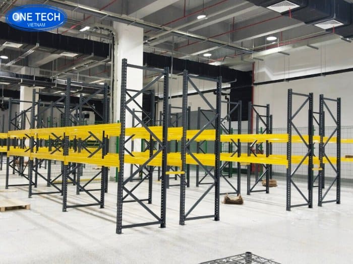 Ưu điểm của kệ kho công nghiệp 2 tầng