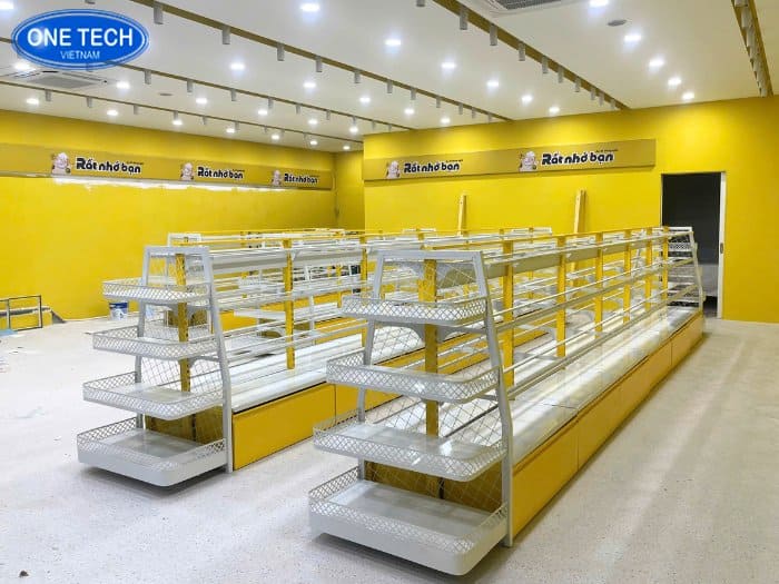 Dự án kệ trưng bày cho cửa hàng Snack Kingdom 04