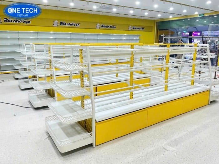Dự án kệ trưng bày cho cửa hàng Snack Kingdom 07