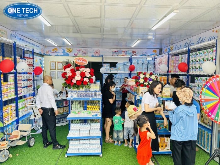 Kệ siêu thị kết hợp kệ sắt V màu trắng xanh dương