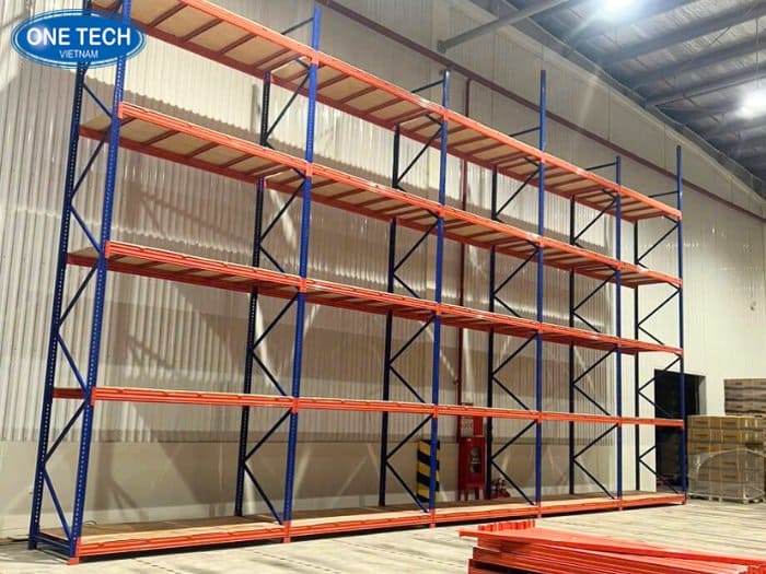 Kệ công nghiệp Selective thiết kế đơn giản 