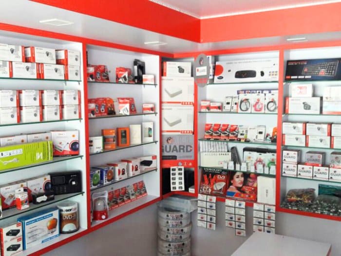 Mẫu thiết kế cửa hàng bán Camera dễ thi công 15