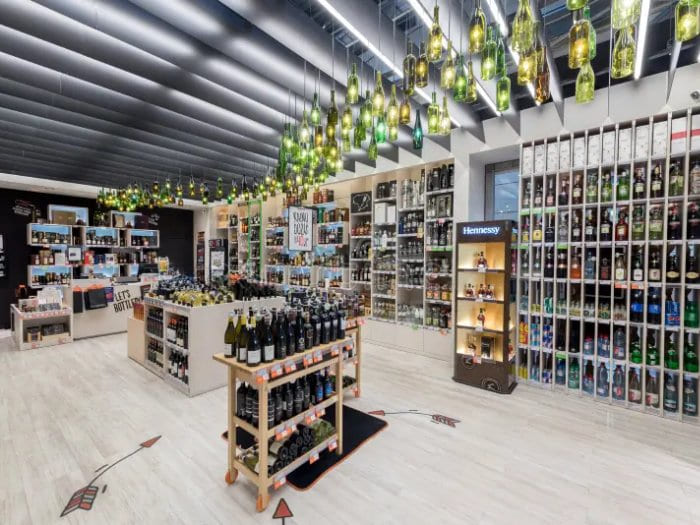 Mẫu thiết kế showroom rượu 15