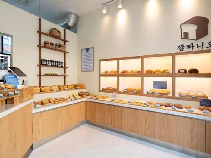 Mẫu thiết kế cửa hàng bán bánh ngọt nhỏ 07