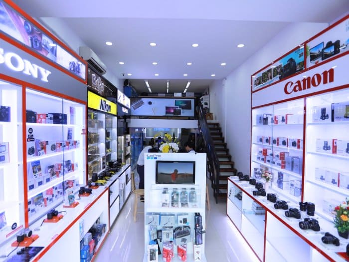 Mẫu thiết kế cửa hàng bán Camera dễ thi công 01