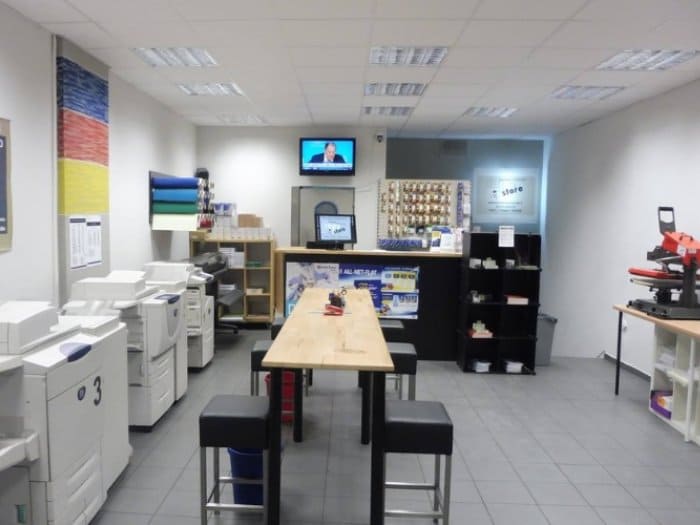 Mẫu thiết kế cửa hàng photocopy 01