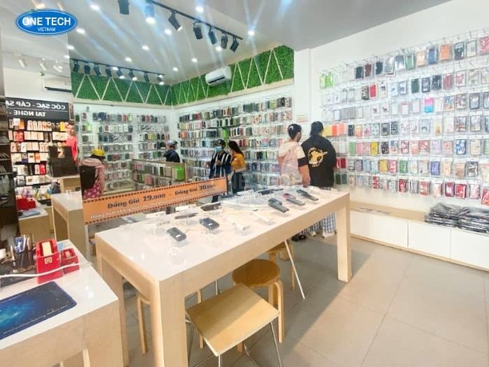 Mẫu thiết kế cửa hàng kinh doanh phụ kiện điện thoại 22