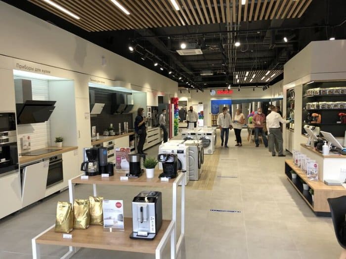 Mẫu thiết kế cửa hàng diện tích 50 - 80m² 02