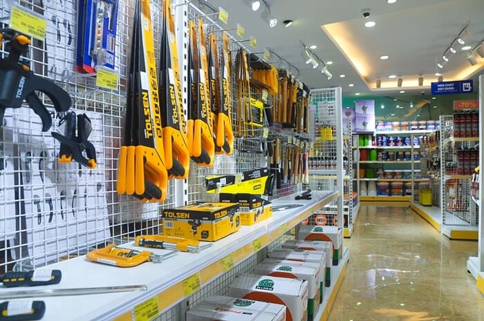 Trưng bày hàng hóa khoa học