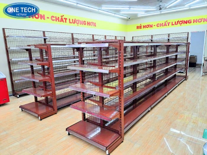 Có nên chọn kệ màu đỏ cho siêu thị