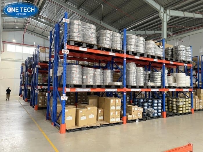 Kệ Double Deep tối ưu diện tích mặt sàn