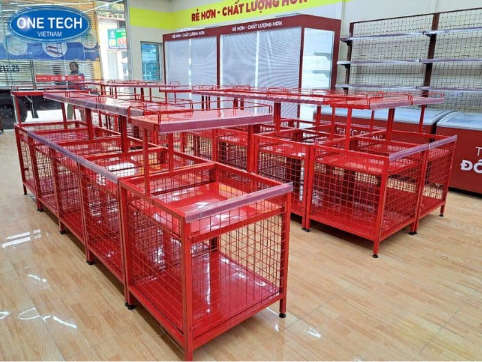 Kệ khuyến mãi 3 tầng VinMart nâng cao doanh số