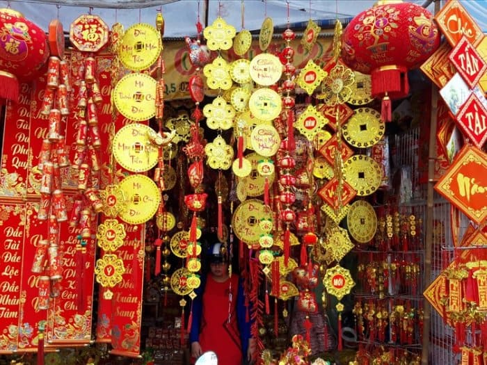 Kinh doanh đồ trang trí Tết, làm đẹp nhà cửa