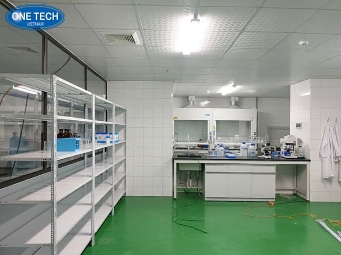 Lưu ý khi chọn kệ kho phòng thí nghiệm chuẩn
