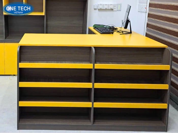 Mẫu bàn thu ngân tại Nghệ An 02