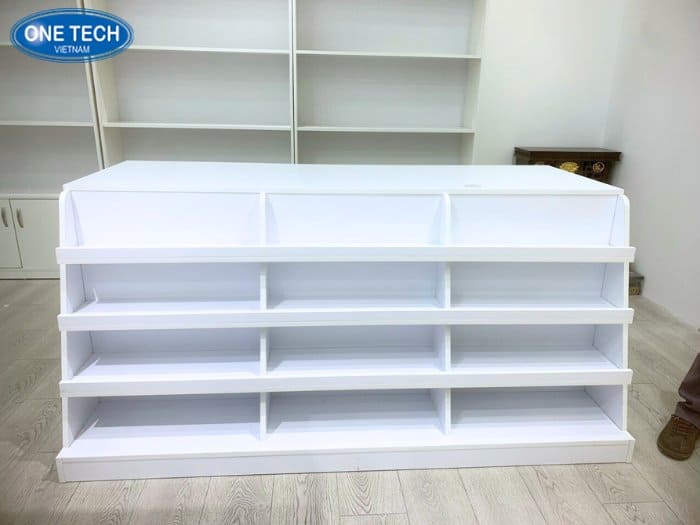 Mẫu bàn thu ngân ở Nghệ An 04