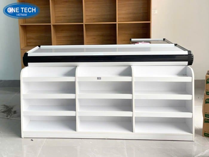 Mẫu bàn thu ngân tại Nghệ An 09