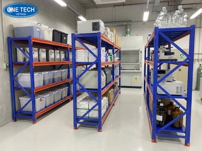 Kệ trung tải cho kho quy mô lớn