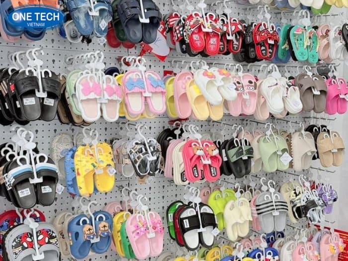 Móc treo dép trẻ em