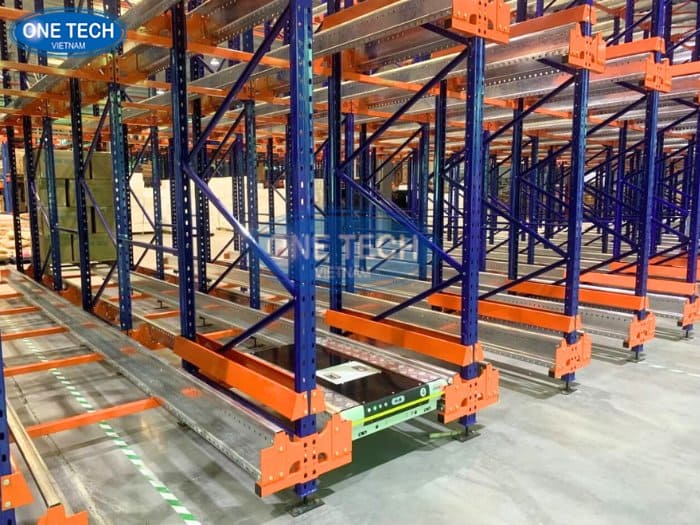 Kệ Radio Shuttle công nghiệp – Tối ưu kho bằng robot thông minh