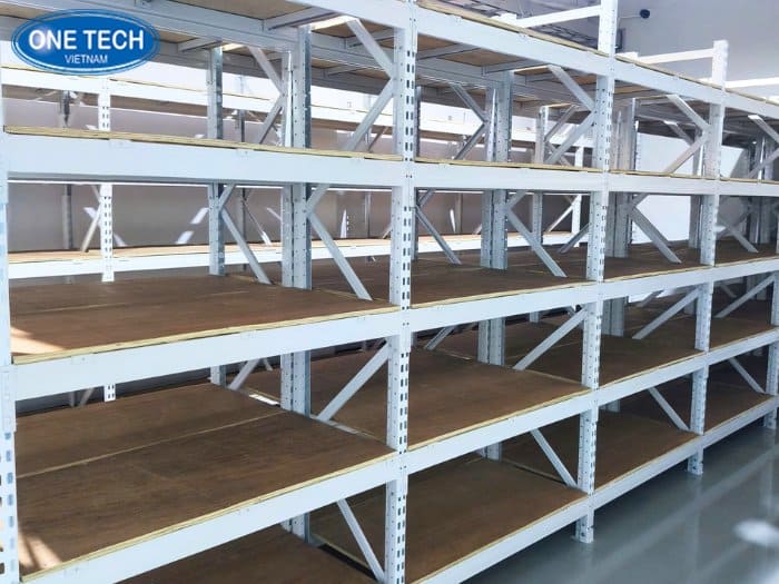 Kệ trung tải mâm gỗ