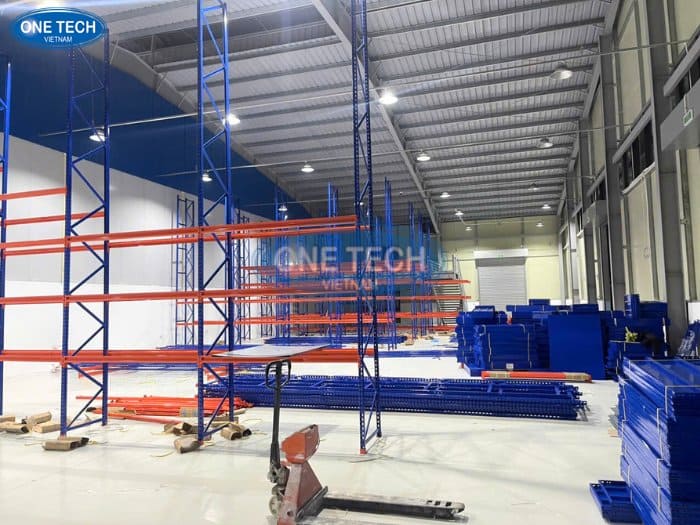 Dự án kệ kho công ty kỹ thuật Duy Hưng 04