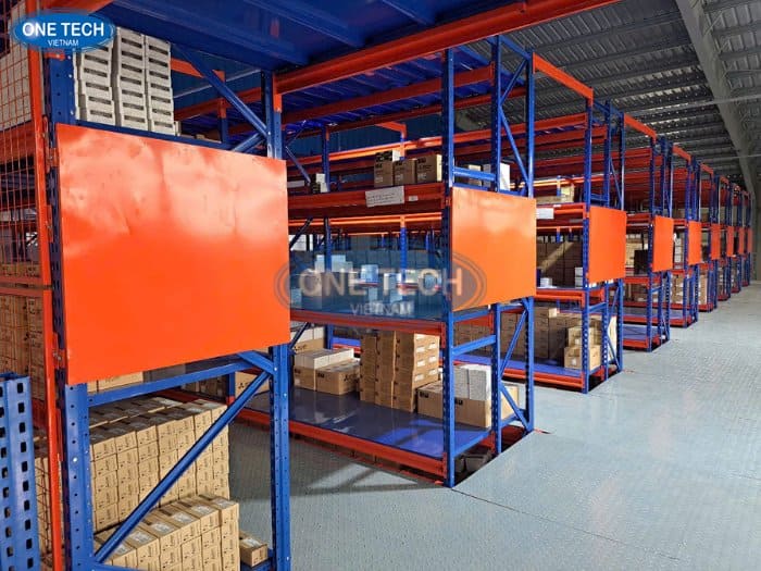 Dự án kệ kho cho công ty kỹ thuật Duy Hưng 07