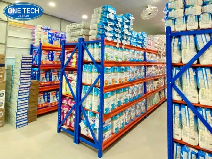 Tải trọng của kệ từ 200 - 700kg/tầng