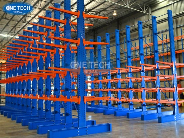 Mẫu kệ sắt cho kho công nghiệp 06