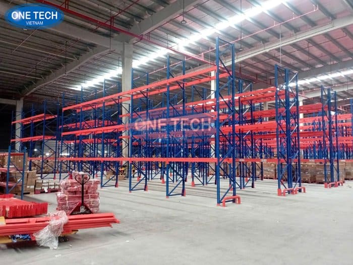 Mẫu kệ kho hàng công nghiệp 11