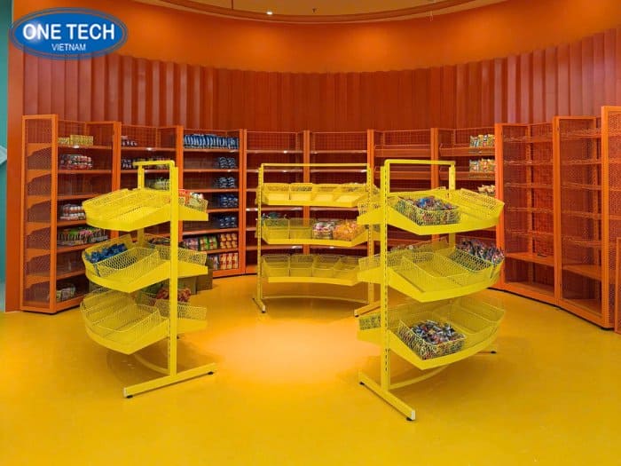 Kệ trưng bày mặt hàng đồ ăn vặt 03