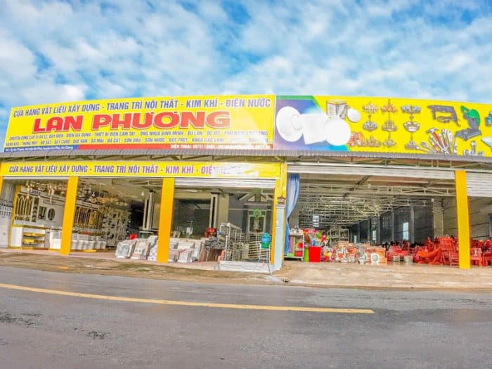 Thiết kế biển hiệu rõ ràng