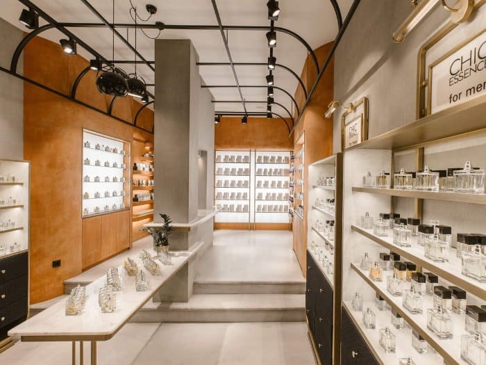 Tổng hợp 20 mẫu thiết kế cửa hàng bán nước hoa đẹp