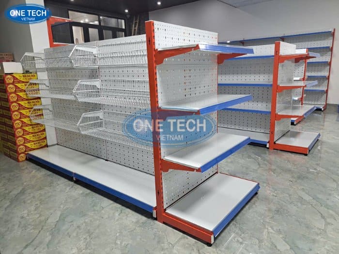 One Tech Group - Sản xuất kệ trưng bày phân bón