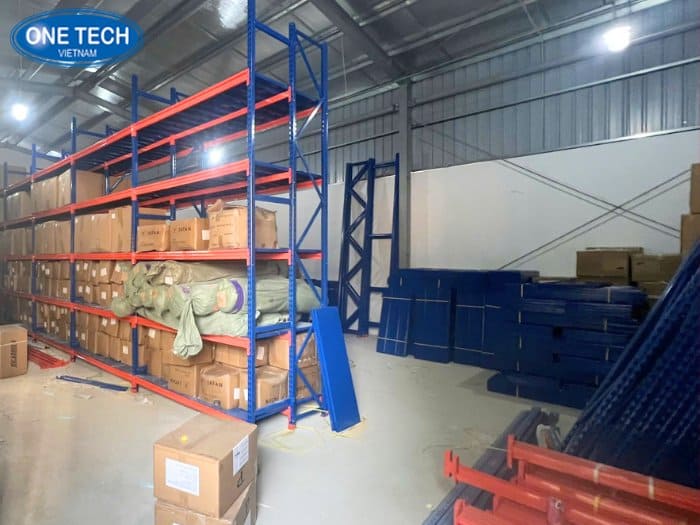 Kệ kho hàng cho dự án Động Lực Sport 04