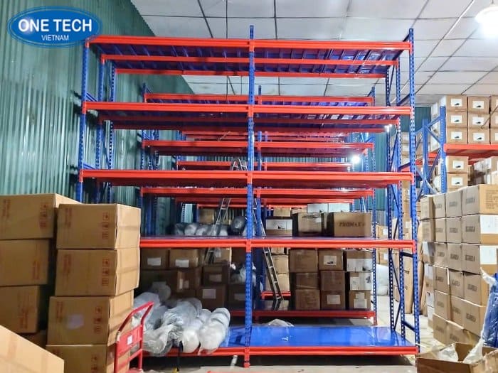 Kệ kho hàng cho dự án Động Lực Sport 07