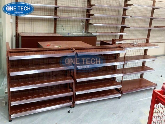 Kệ mini trước bàn thu ngân