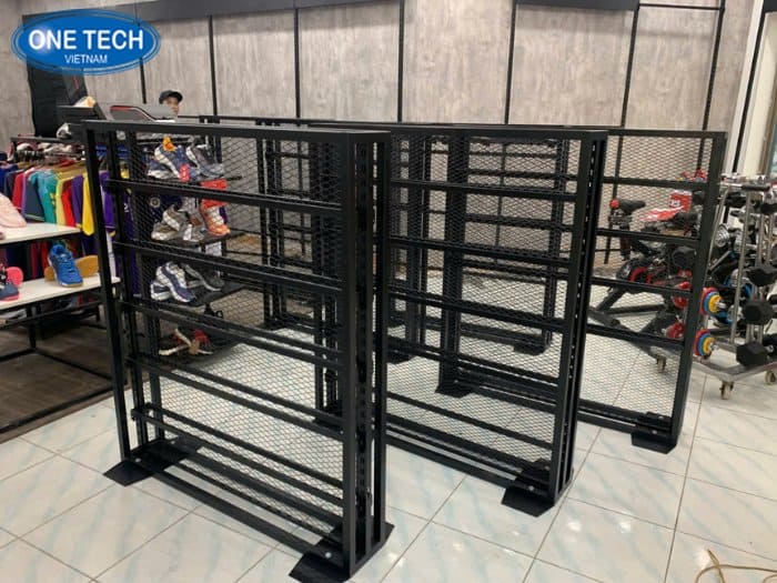 Kệ trưng bày cho dự án tại Động Lực Sport 10