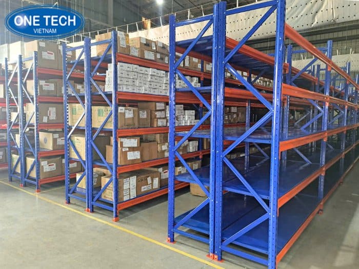 Kệ trung tải cho kho hàng tại Đak Lak