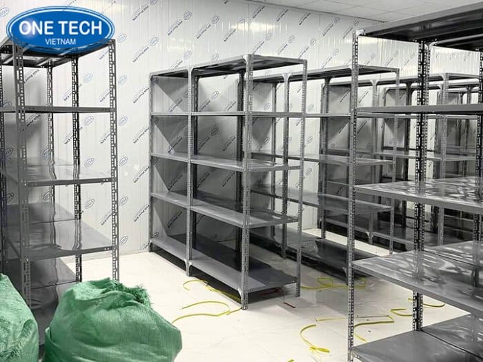 Kệ V lỗ cho kho hàng nhẹ giá rẻ