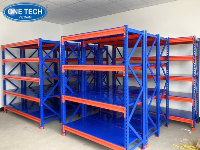 Lưu ý khi mua kệ sắt hộp vuông