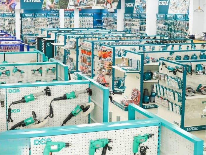 Mẫu thiết kế cửa hàng kim khí 10