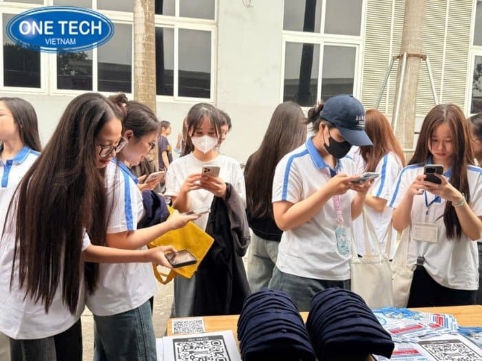 Hình ảnh ngày hội việc làm 08