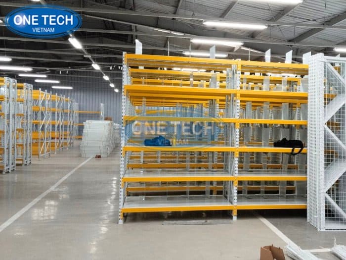 Dự án kệ kho trung tải cho kho hàng của Tasco Auto 04