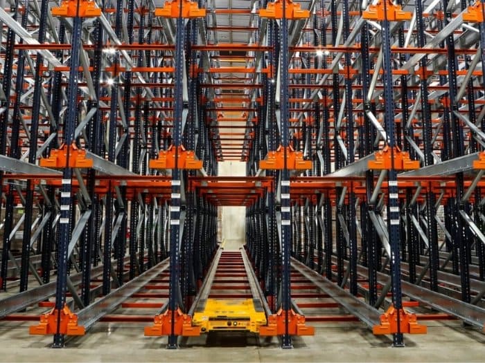 Kệ Radio Shuttle - Ứng dụng robot trong quy trình LIFO