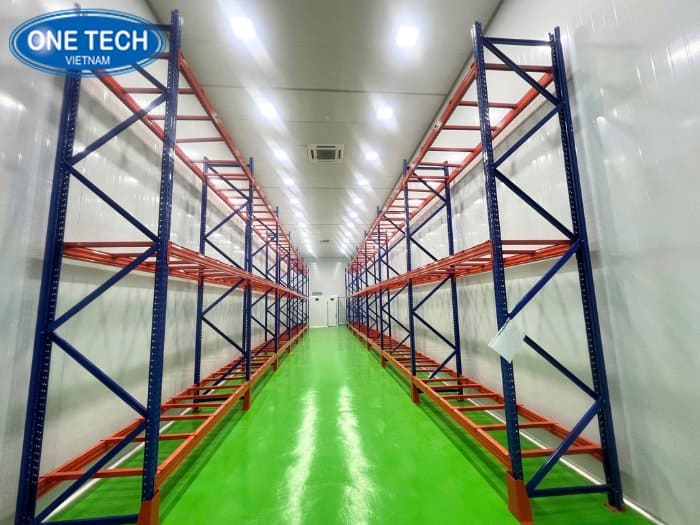 Kệ Selective - Ứng cho cho kho ô tô có nhiều mã hàng