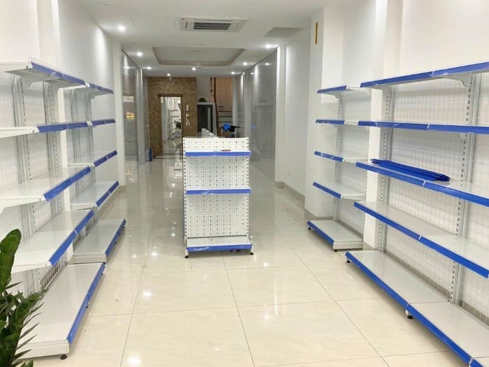 Kệ siêu thị lưng lưới thanh lý